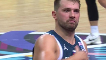 再进空砍群，东契奇20中8得39分8板8助，三分10中4罚球20中19